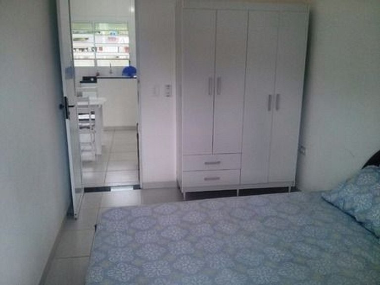 APARTAMENTO DE 2 QUARTOS EM MARESIAS COM PISCINA