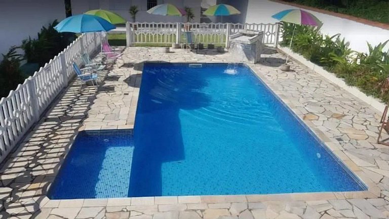 APARTAMENTO DE 2 QUARTOS EM MARESIAS COM PISCINA